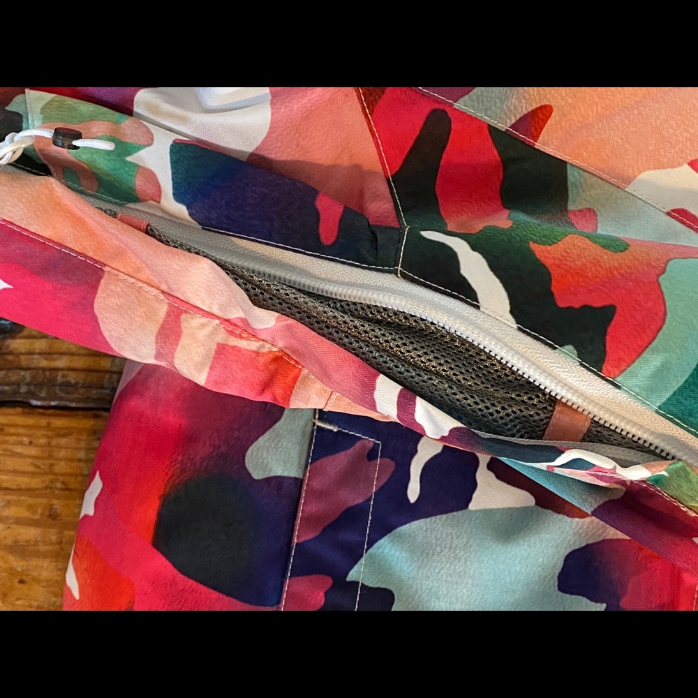 GSOU Snow Ski/Snowboarding jacket - Picture 2 of 5
